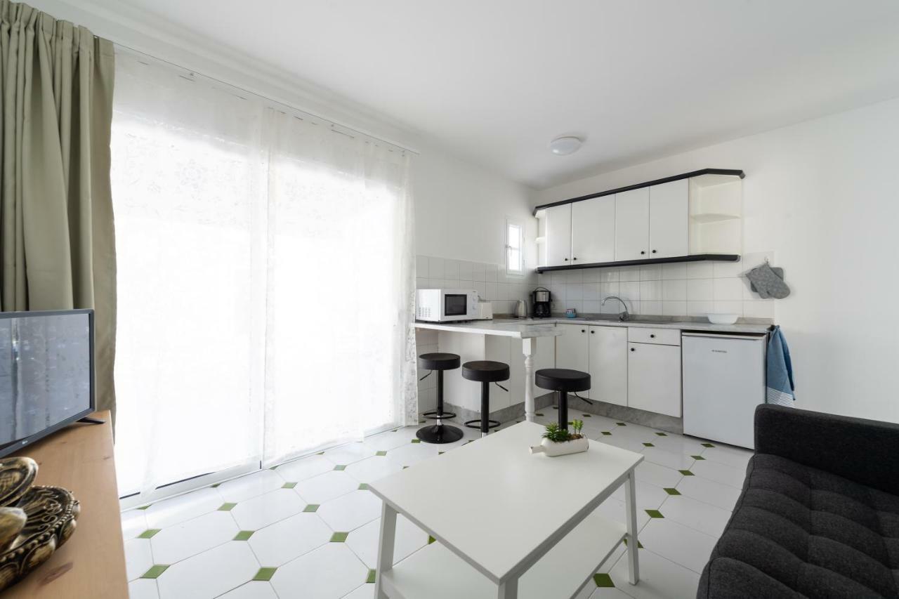 Vista Bella Bungalows Adults Only Сан-Бартоломе Экстерьер фото